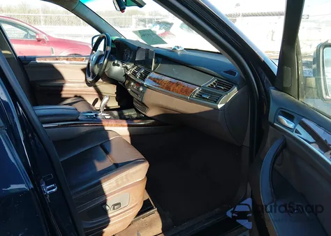 2009 BMW X5 xDrive30I z USA, uszkodzony, nr VIN 5UXFE43539L270599